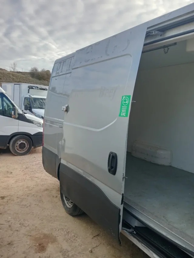 IVECO Daily Furgón Isotermo GNC ECO